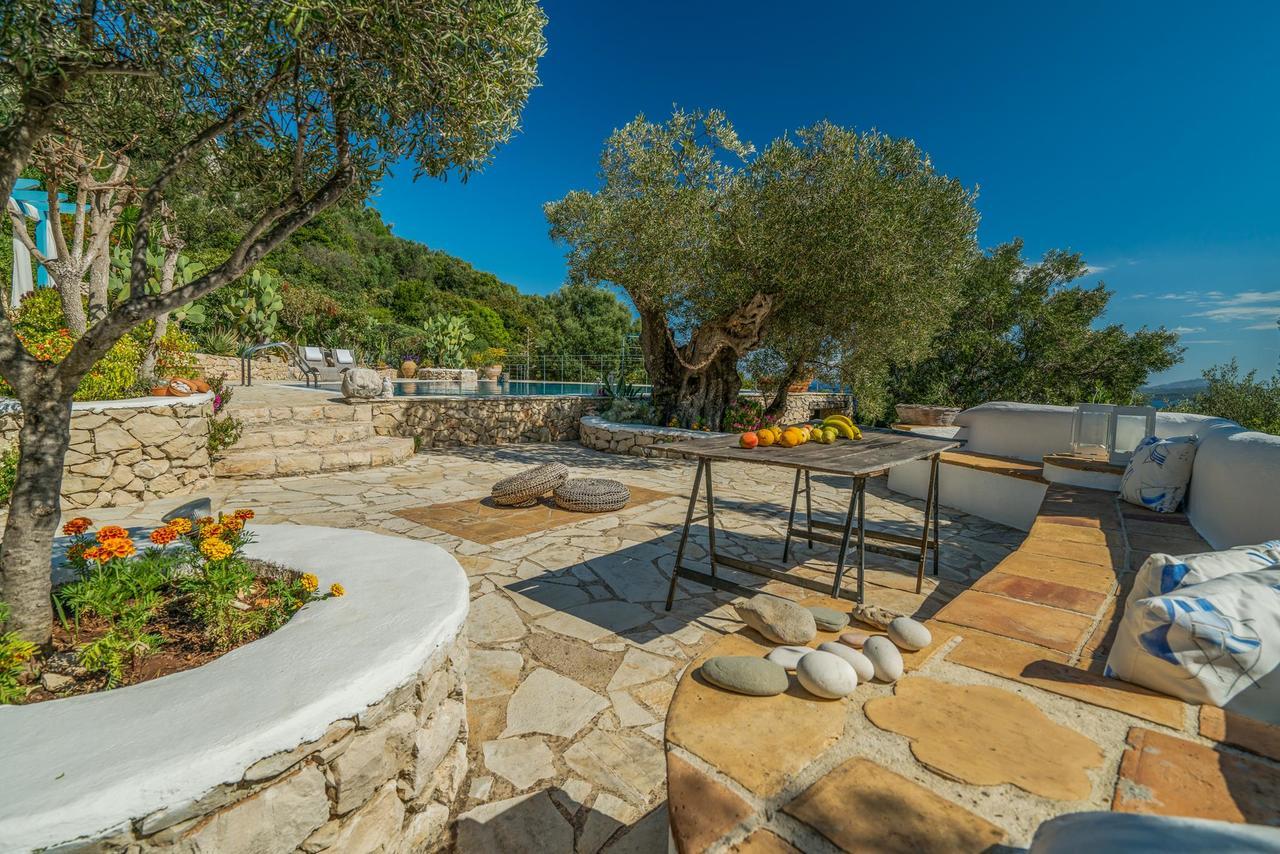 Askos Stone Villa - The Island Panorama อายิโอสนิโกลาโอส ภายนอก รูปภาพ