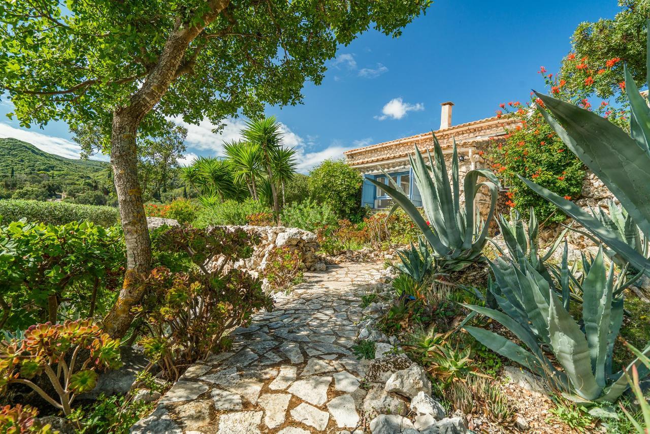 Askos Stone Villa - The Island Panorama อายิโอสนิโกลาโอส ภายนอก รูปภาพ