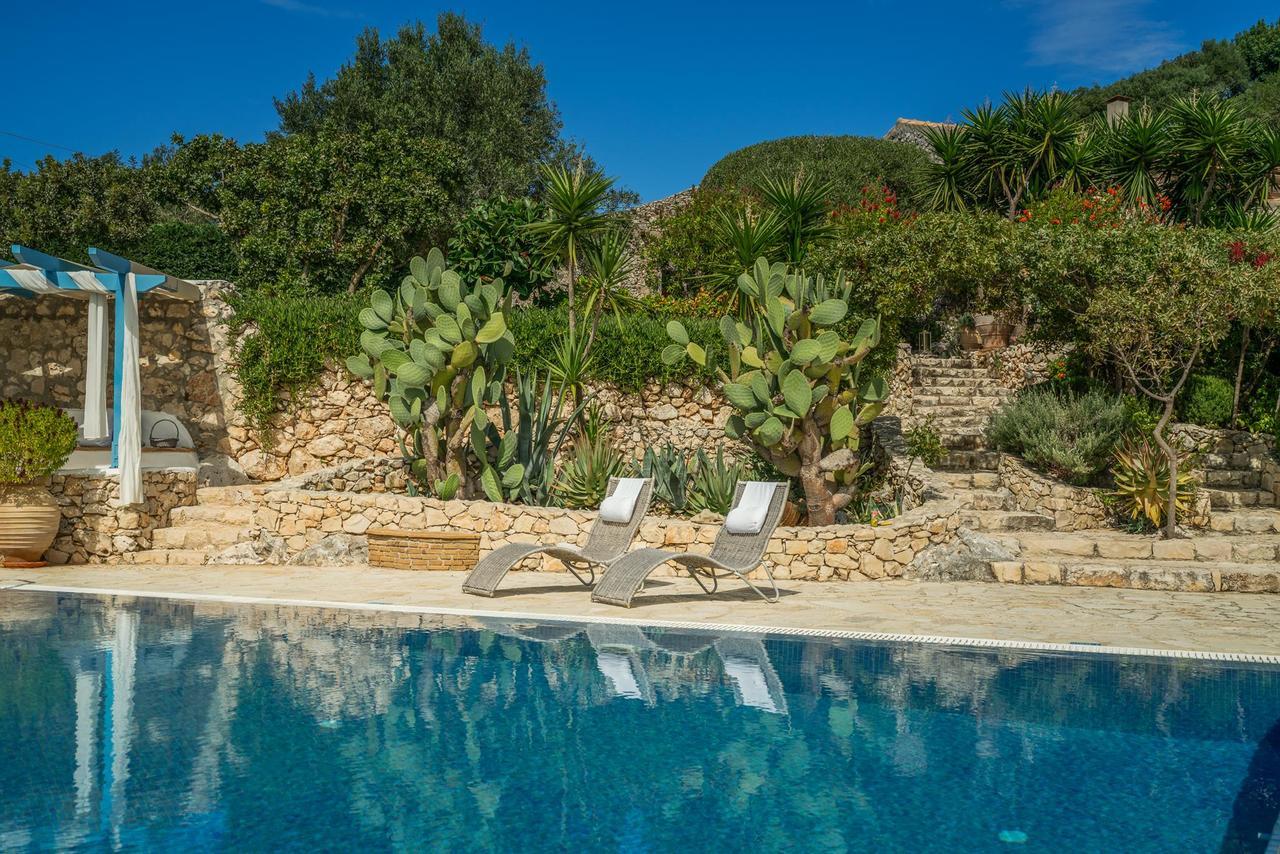 Askos Stone Villa - The Island Panorama อายิโอสนิโกลาโอส ภายนอก รูปภาพ